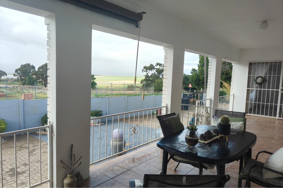 3 Bedroom Property for Sale in Koringberg Western Cape